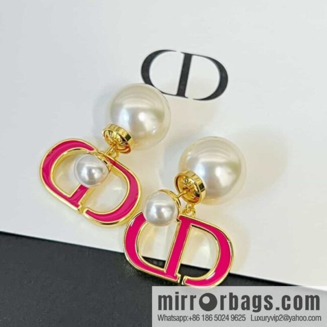 New ☑️ DIOR size pearl CD stud earrings