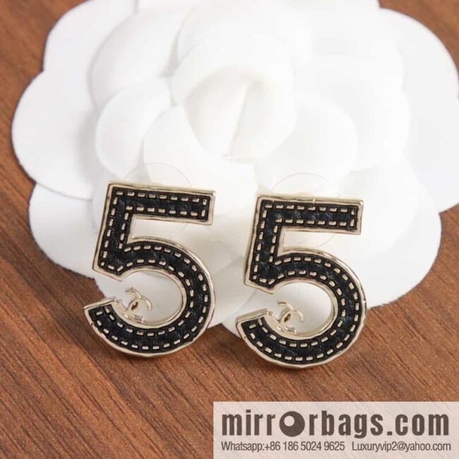 New ☑️ chanel c1 double c no. 5 black leather earrings