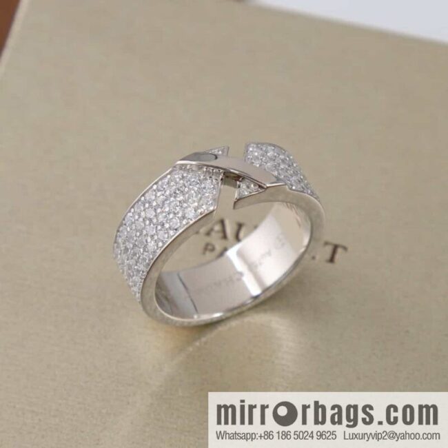 Chaumet Paris CHAUMET\'s relationship • Lifetime series full of diamond rings