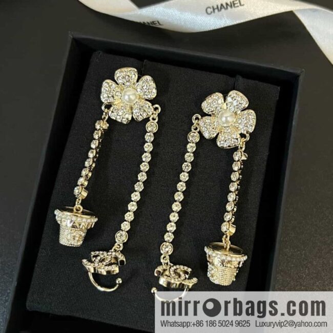 New ☑️ CHANEL CHANEL c2 double c flower pot earrings stud earrings