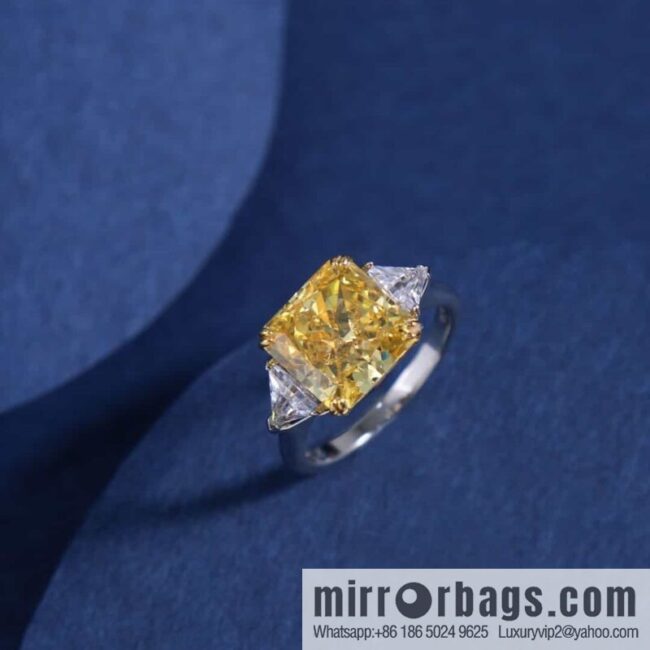 HARRY WINSTON HW, square yellow diamond ring, diamond ring