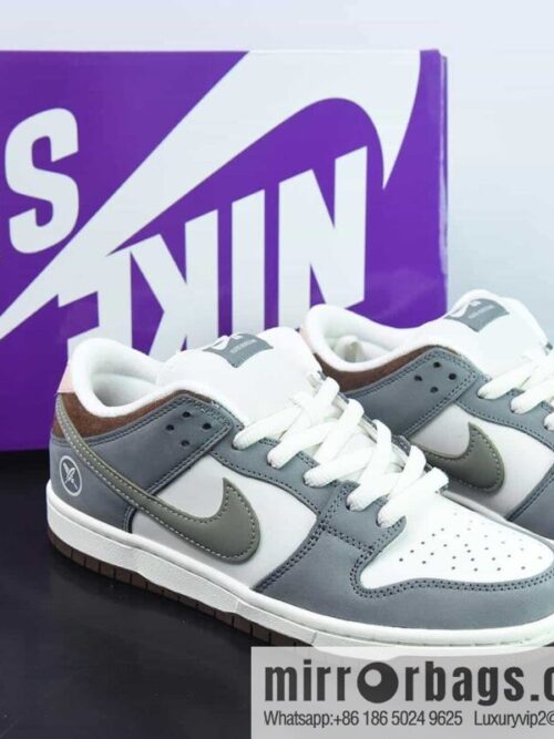wsxc1684936950325_4-800x800nl35kpdgs2b3222_20250715232248.jpg Nike Dunk Low ✖ Yuto Horigome Co-branded Gray and White Feather Low Top Sneakers Part Number: FQ1180 001