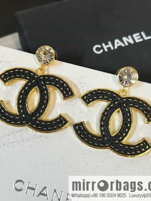 wsxc1685025175644_0-800x800tu0zlqq5df5167806_20250705194058.jpg New ☑️ Chanel c2 double c black leather round diamond stud earrings