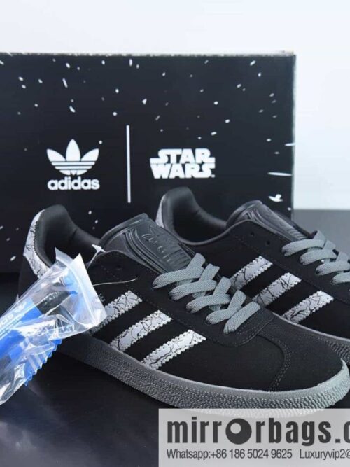 wsxc1685717342484_4-800x800zxdhvbuabdd208996_20250709083455.jpg Adidas Originals Gazelle Glazing Antelope Series Classic Board Shoes GAZELLE Clover, Printed Pattern, Item Number: GZ2753