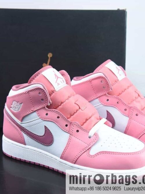 wsxc1686063169003_4-800x800ou4wgxc2jsy208710_20250709082717.jpg NK Air Jordan 1 Mid AJ1 Joe 1 medium cultural basketball shoes, item number: DQ8423-616