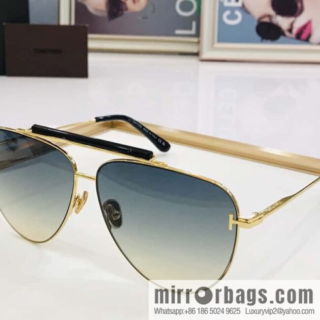 TOM FORD Ultra Light Unisex Sunglasses