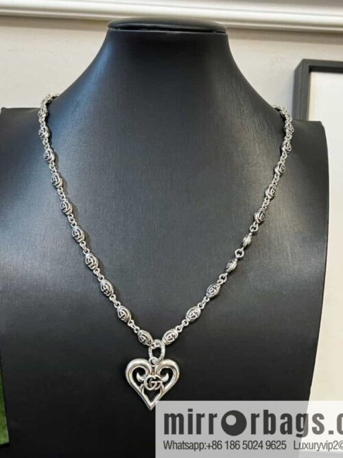 wsxc1686582085390_0-800x800cenhufki1yk163903_20250705174358.jpg New Gucci Gucci Hollow Double G Love Peach Heart Necklace