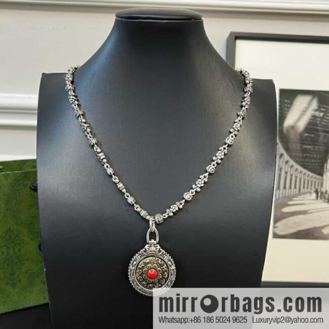 The new Gucci Gucci zodiac necklace