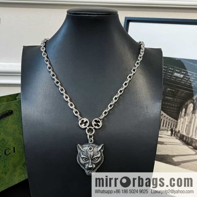 New Gucci gucci tiger head necklace
