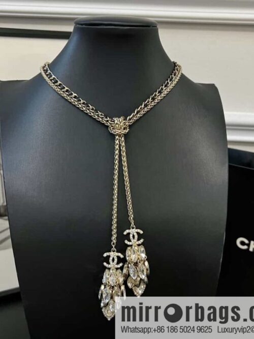 wsxc1687353598570_0-800x800t3tbjmzzg2a163384_20250705172755.jpg New ☑️ Chanel double c horse eye fringed black leather rope necklace