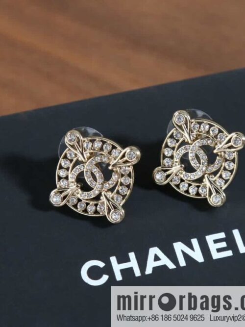 wsxc1687353600074_2-800x800mnja3vdjrkf163373_20250705172734.jpg New ☑️ Chanel c1 double c round full diamond stud earrings