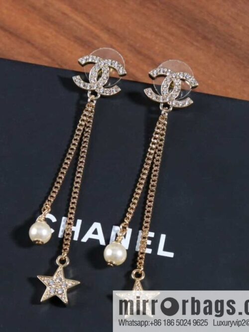 wsxc1687529765238_0-800x800kzeepe1r4la163362_20250705172711.jpg New ☑️ Chanel c2 double c fringed pearl star stud earrings