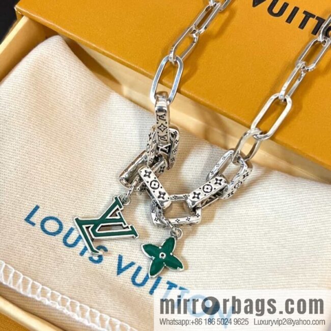 wsxc1687701716326_2-800x800o5g0vndxju3163262_20250705172342.jpg Louis Vuitton Louis Vuitton Green Medieval Series Letter LV Clover Necklace, Bracelet