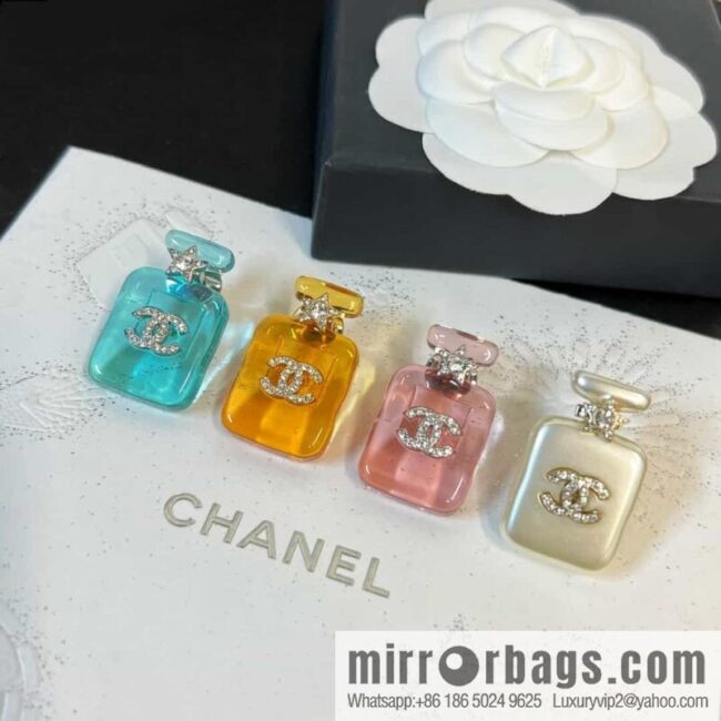 New ☑️ Chanel double c acrylic perfume bottle brooch