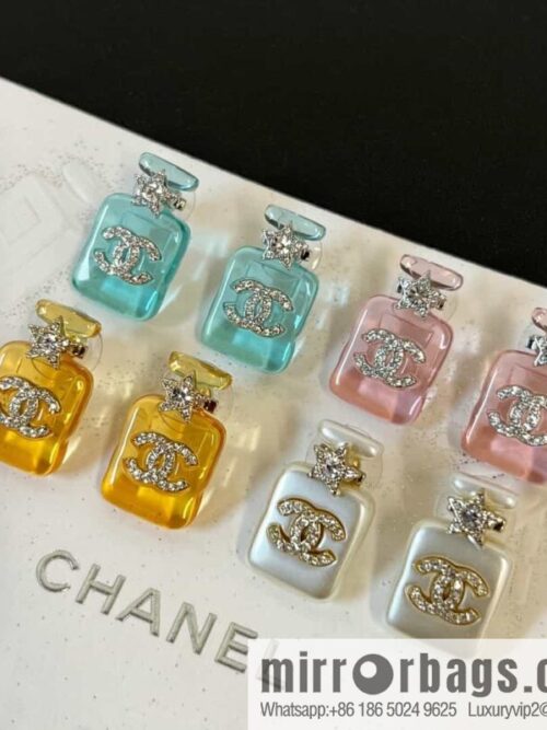 wsxc1687701725534_0-800x800sojynmz35ot163220_20250705172222.jpg New ☑️ Chanel double c acrylic perfume bottle stud earrings