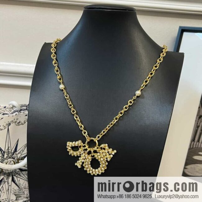 wsxc1687701735542_3-800x800opg4j0grfut163160_20250705172018.jpg New ☑️ Dior hollowed out full diamond letter necklace, bracelet