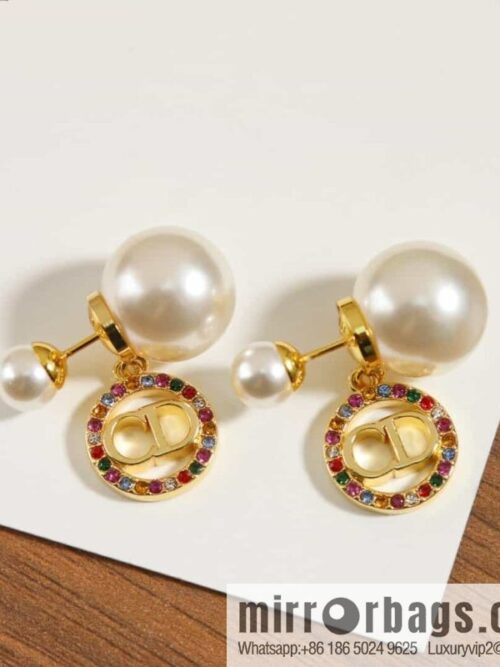 wsxc1687701739749_0-800x800t3b0cujtbya163115_20250705171843.jpg New ☑️ DIOR diamond size pearl stud earrings