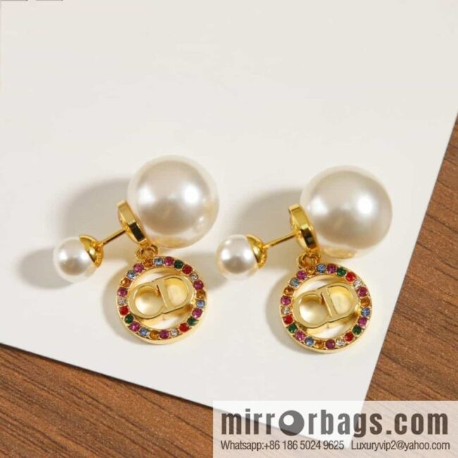 wsxc1687701739749_0-800x800t3b0cujtbya163115_20250705171843.jpg New ☑️ DIOR diamond size pearl stud earrings