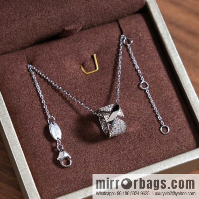Chaumet Paris Liens Evidence Full Diamond Ring Cylinder Necklace
