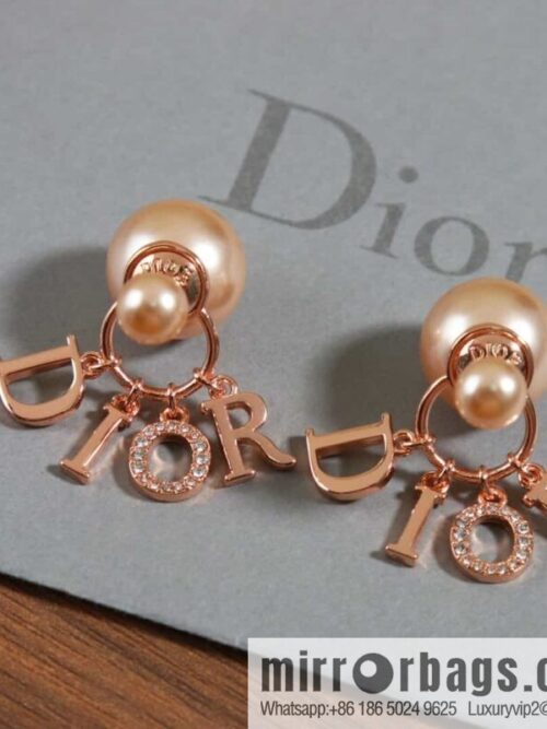 wsxc1687875033979_0-800x800k0chmyaoltj158823_20250705141714.jpg New ☑️ DIOR rose gold size pearl stud earrings