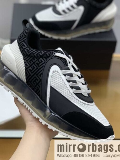 wsxc1687875104212_4-800x8001tcjkowgr2b201390_20250709051002.jpg Givenchy Givenchy, made of calfskin ➕ polyester waterproof fabric ➕ velvet leather three materials patchwork men\'s casual sneakers