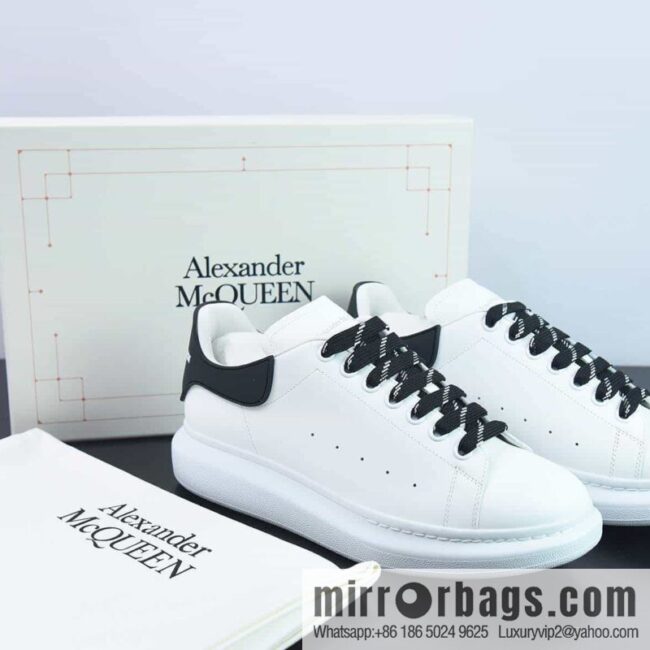 Alexander McQueen, black Epoxy low-top sneakers