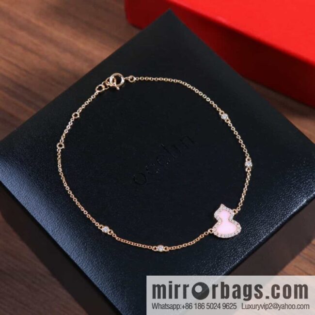Qeelin Petite Wulu Rose Gold Diamond and Agate Bracelet