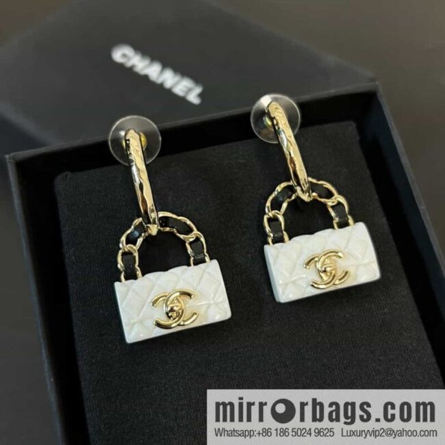 New ☑️ Chanel c2 double c lock bag stud earrings