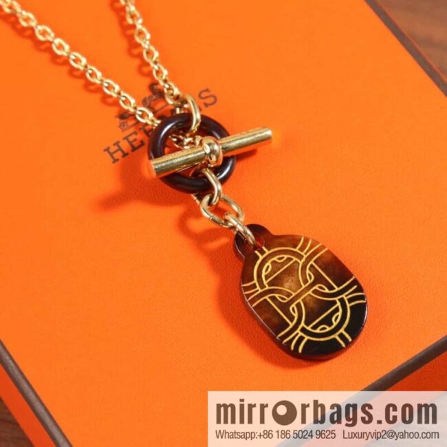 wsxc1688479170810_0-800x8002lgkje5gpub158476_20250705140613.jpg HERMES Chaine d\'Ancre Buffalo Horn OT Necklace