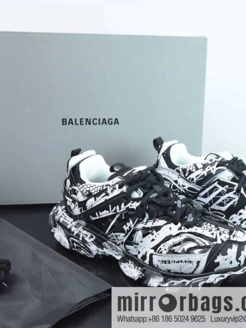 wsxc1688566249671_4-800x800oz1o0wnnoju200664_20250709045334.jpg BALENCIAGA Track Mule Clear Sole Sneakers 3.0 Pure original version, no light, graffiti black and white sneakers