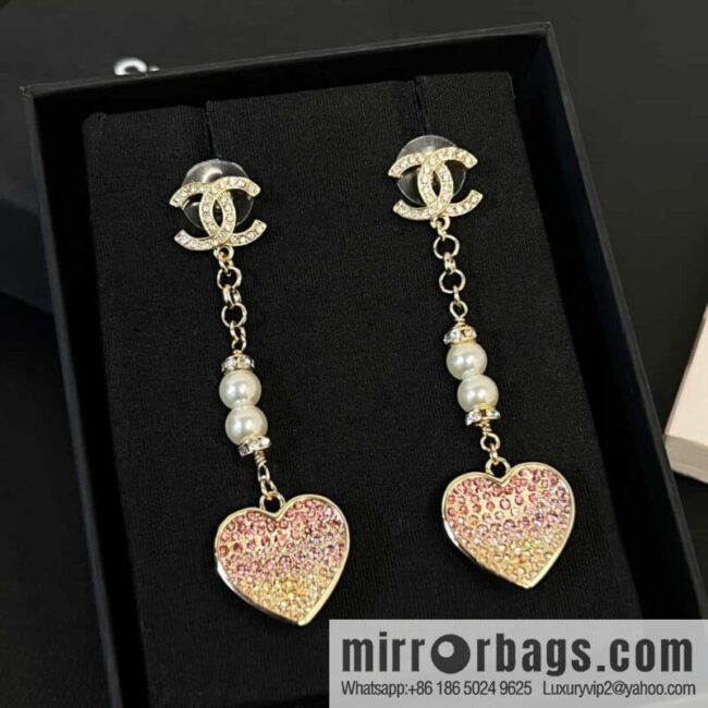 wsxc1688652875708_0-800x800mkd3rpjvj1v158454_20250705140528.jpg New ☑️ Chanel double c peach heart love stud earrings