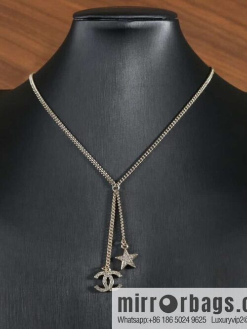 wsxc1689089719797_0-800x8000m3zkqctxe3158324_20250705140114.jpg New ☑️ Chanel Full Diamond Double C Pentagram ⭐ Fringe Necklace