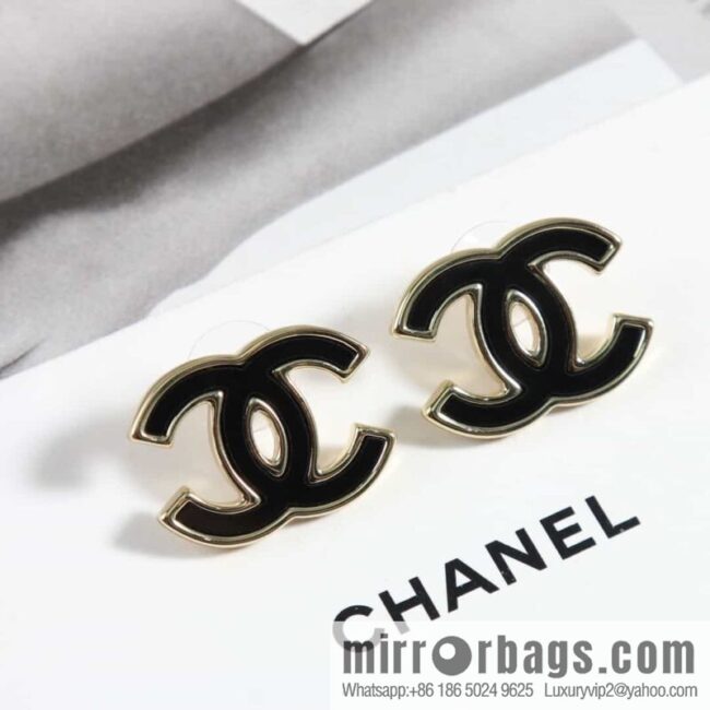 New ☑️ Chanel C1 double c three-color stud earrings