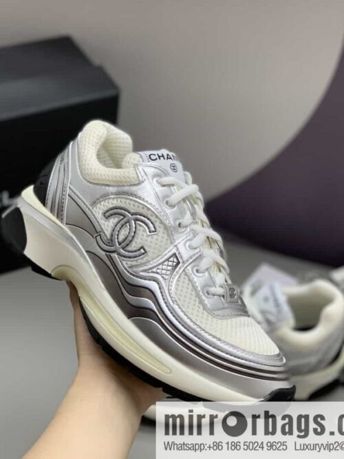 wsxc1689437038833_4-800x800rliacx4j2nx197186_20250709031712.jpg Chanel Chanel metal leather patchwork mesh Xiaoxiang women\'s sports and leisure shoes