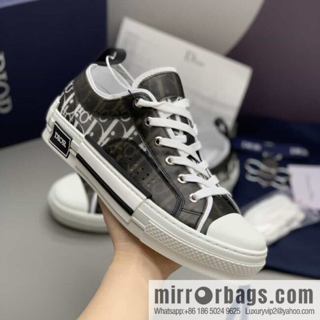 Dior Unisex low-top shoes with clear mesh fabric inserts and grey Oblique printed canvas