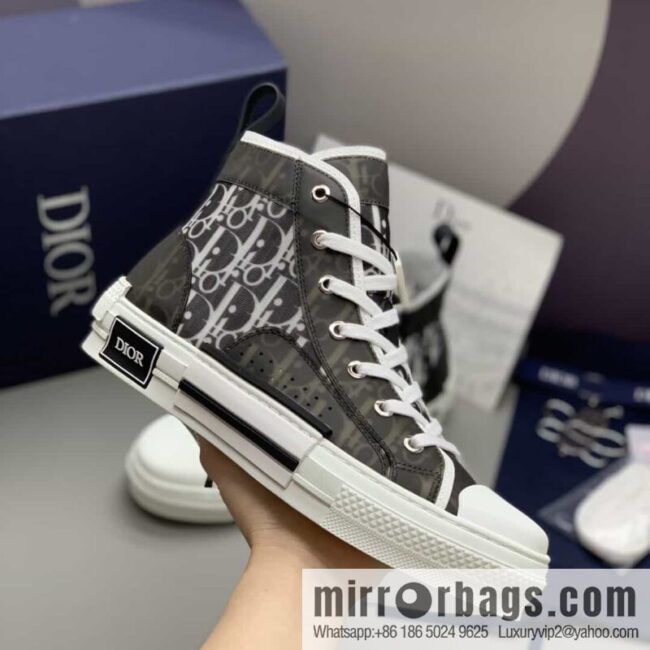 Dior uses black transparent mesh to carefully make B23 high-top shoes