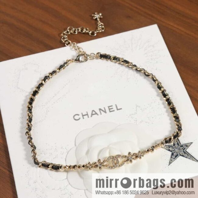 wsxc1689687263635_0-800x8004a3tvqb100d158143_20250705135617.jpg New ☑️ Chanel Double C Square Flower Black Leather Rope Necklace Necklace