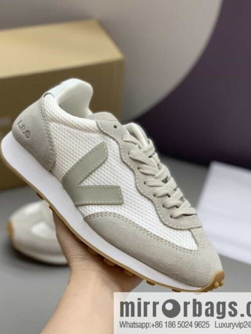 wsxc1689865521138_4-800x8000bxv13vccbj196737_20250709030528.jpg VEJA His & Hers Vintage Forrest Gump Shoes