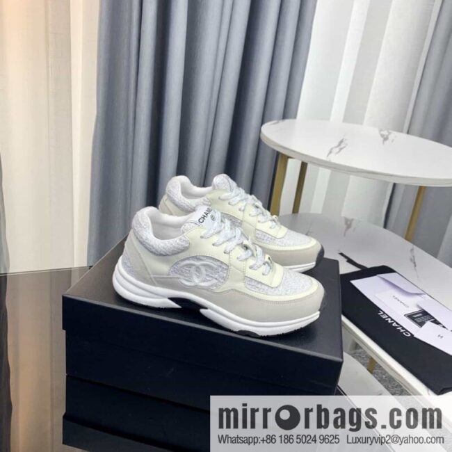 Chanel Chanel\'s latest suede panda shoes casual sneakers skate shoes