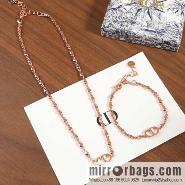 wsxc1690553438024_0-800x80052ojxhx403k157805_20250705134659.jpg New ☑️ Dior rose gold CD necklace, bracelet