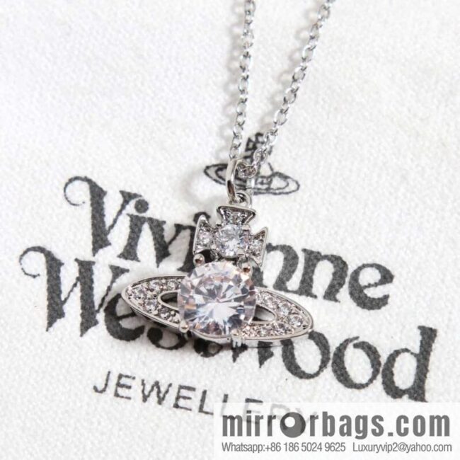 New ☑️ Vivienne Westwood Queen Mother Saturn Necklace