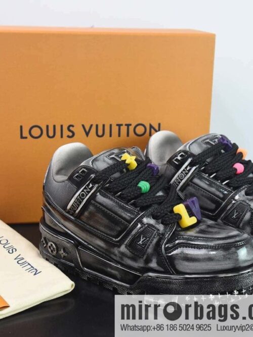 wsxc1690812647802_4-800x800oifywylmf2l193087_20250709011333.jpg LV Louis Vuitton Trainer Maxi series bread shoes