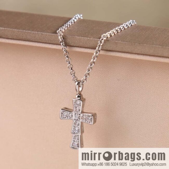 BVLGARI\'s new CROCE PENDANTS cross necklace