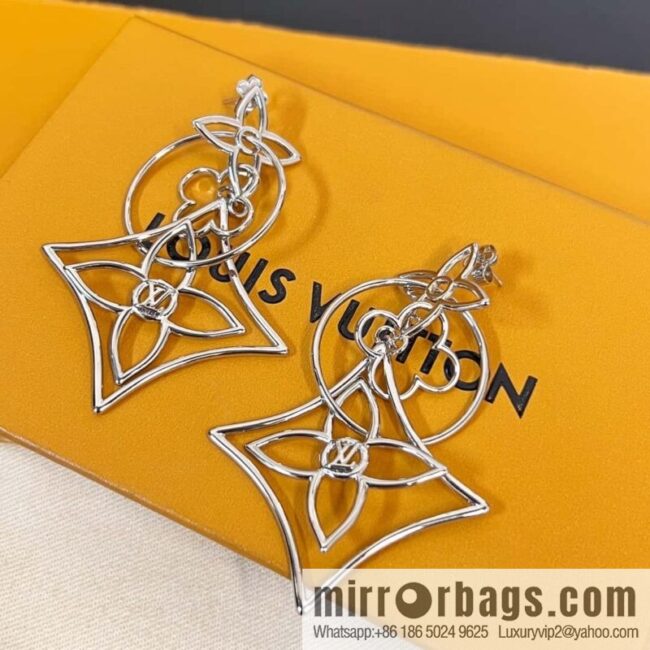 Louis Vuitton Louis Vuitton LV TWIGGY Floral Earrings