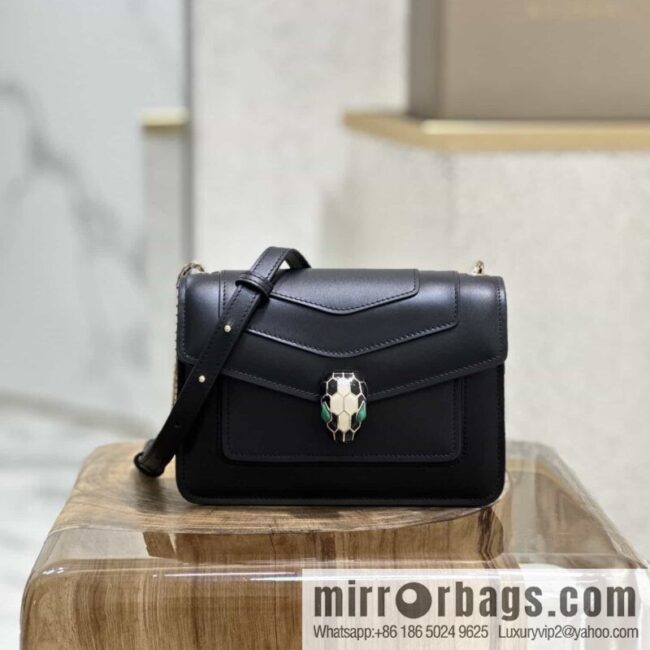 New \"Serpenti Forever\" crossbody bag model: 289676