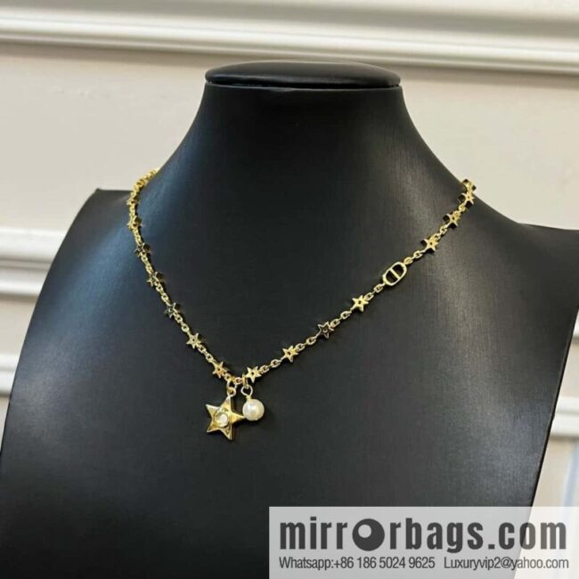 New ☑️ Dior pentagram ⭐ star pearl necklace