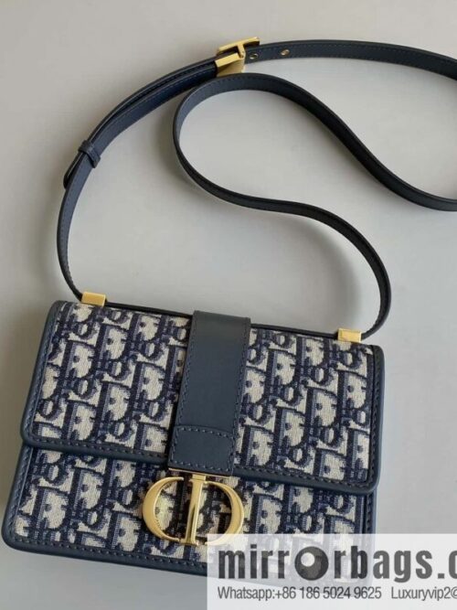 Small 30 MONTAIGNE handbag M9234UTZQ_M928