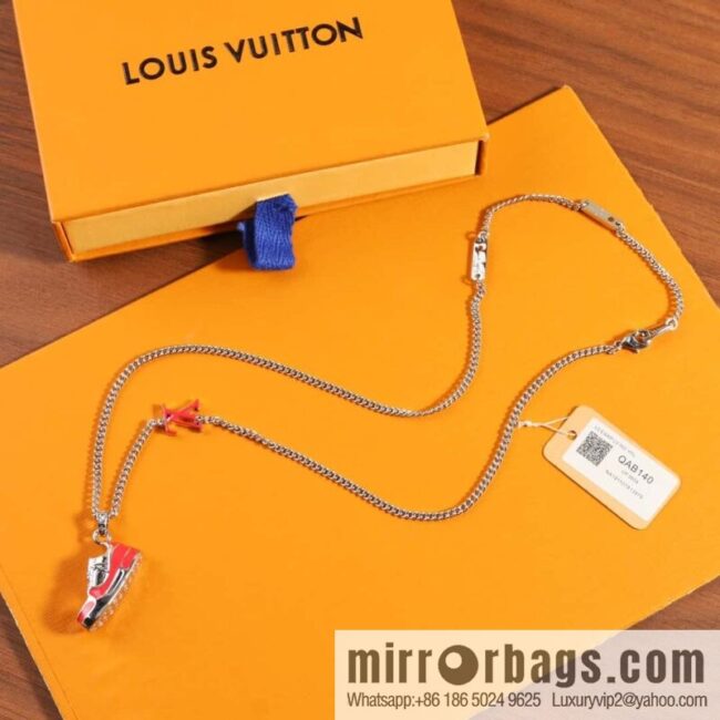 Louis Vuitton Louis Vuitton IV TRAINER sneaker necklace