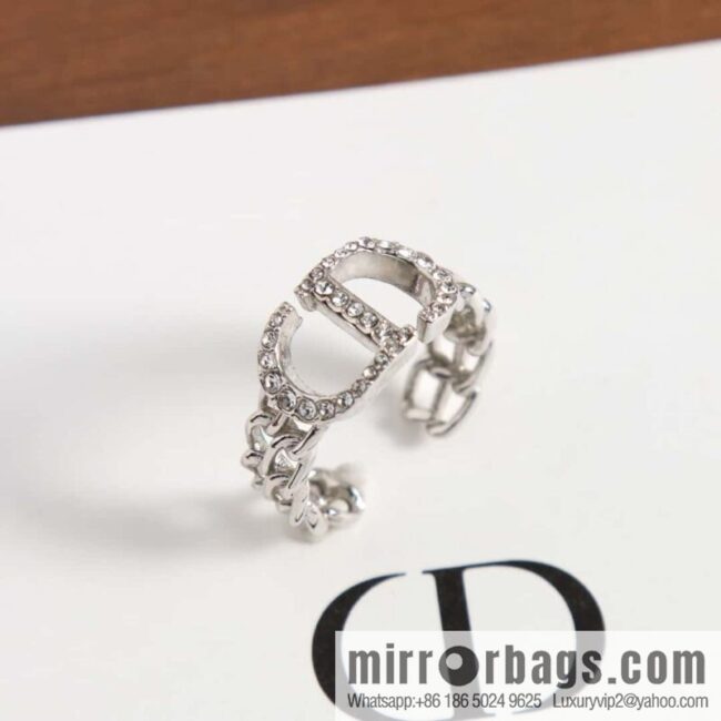 wsxc1691502136389_8-800x800fs1r4rjin5n153561_20250705103447.jpg New ☑️ DIOR silver CD full diamond opening bracelet, ring