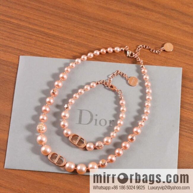 wsxc1691502138726_0-800x800n0mfrxzlqxs153535_20250705103400.jpg New ☑️ DIOR CD rose gold pearl necklace, bracelet